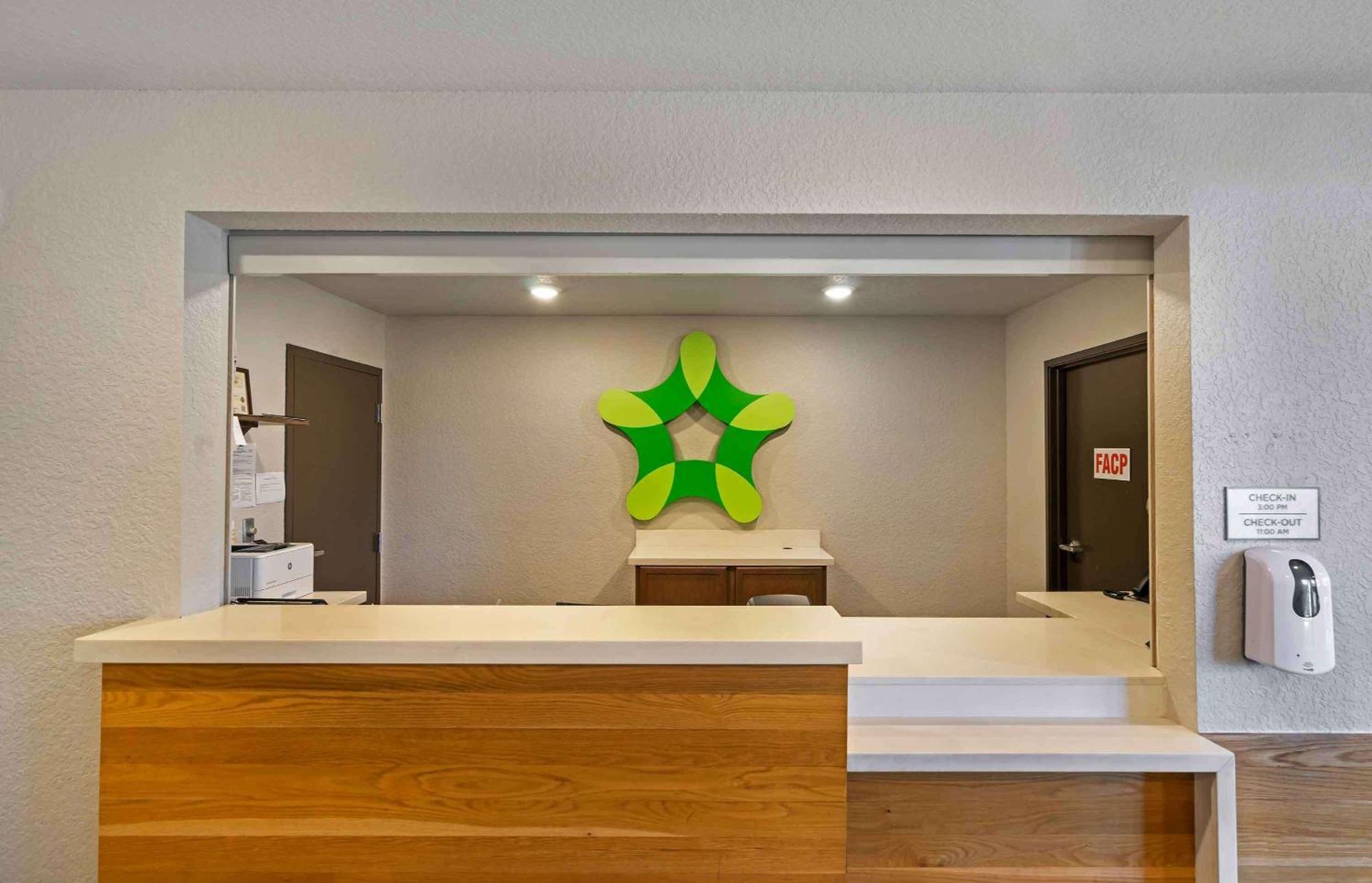 Extended Stay America Select Suites - Tampa - Brandon - East Heartland 外观 照片