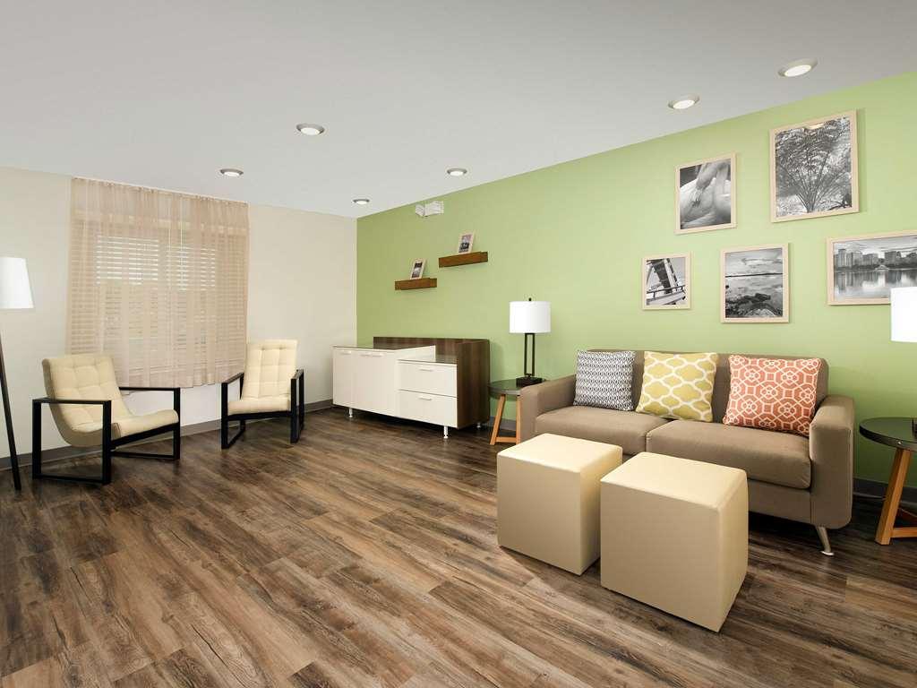Extended Stay America Select Suites - Tampa - Brandon - East Heartland 内观 照片