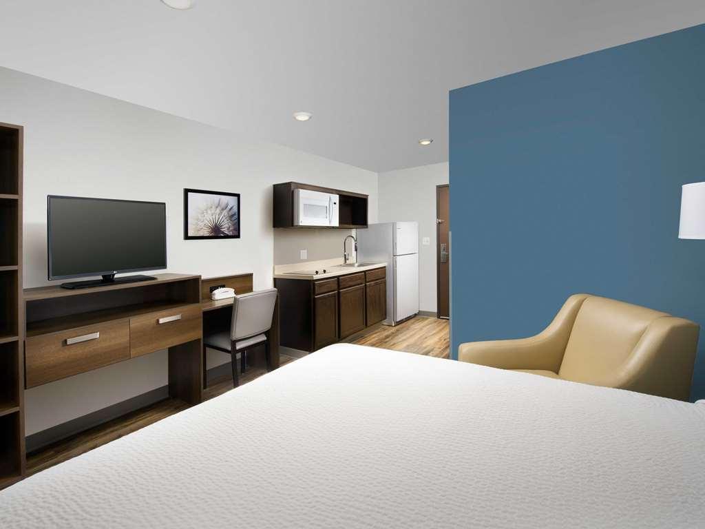 Extended Stay America Select Suites - Tampa - Brandon - East Heartland 客房 照片
